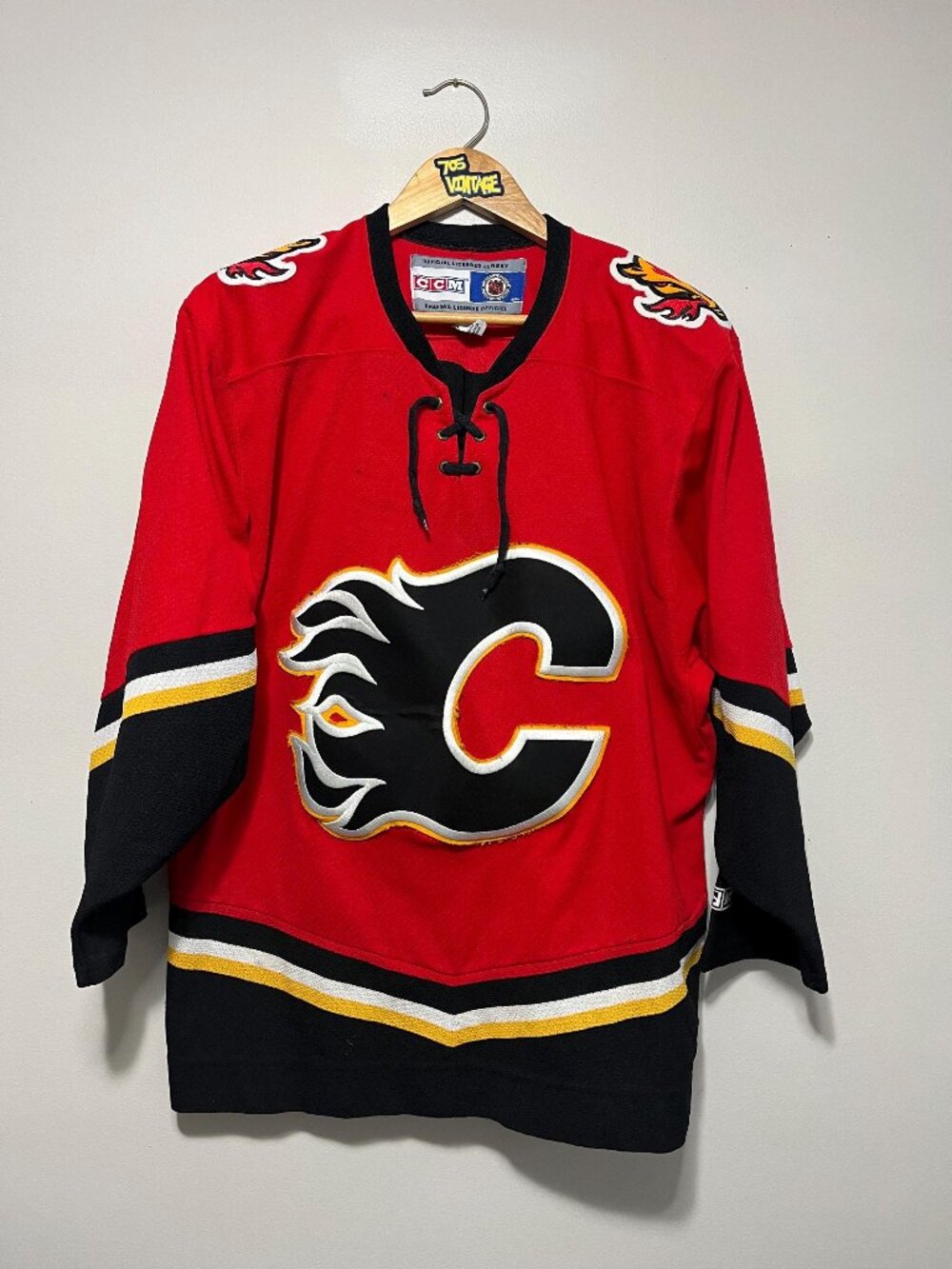 Vintage Calgary Flames NHL CCM Jersey